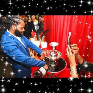 Meet your Posher, Jamal